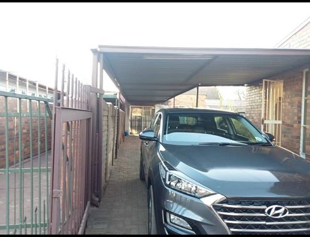 2 BEDROOM HOUSE FOR SALE IN VANDERBIJLPARK CW 6